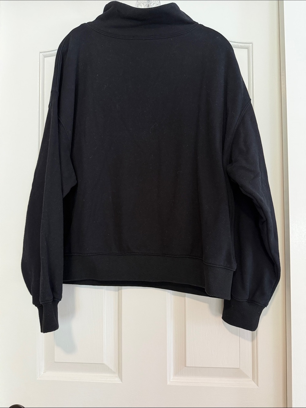 SSYS Black Women's Drawstring Lounge Shorts and Sweatshirt Set - Picture 7 of 7